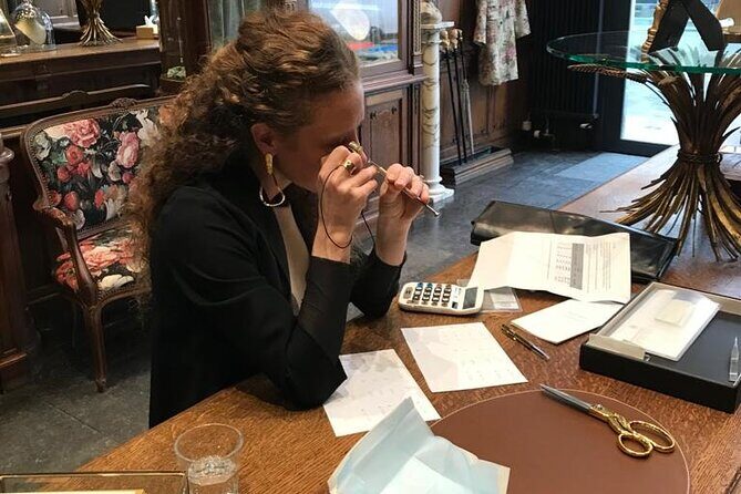 Private Antwerp's Diamonds and Jewellery Old City Center Historic Tour - A Detailed Look at the Tour