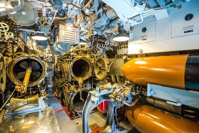 Private Arizona Memorial Bowfin Submarine and Honolulu City Tour - FAQs