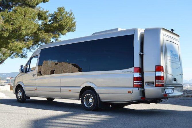 Private Arrival Transfer from Barcelona Airport to Sitges - Key Points