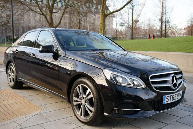 Private Arrival Transfer: Heathrow Airport to Central London - The Sum Up