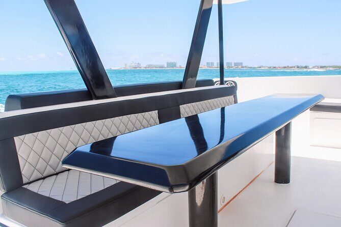 Private Atomic Catamaran Tour to Isla Mujeres - A Deep Dive Into the Experience