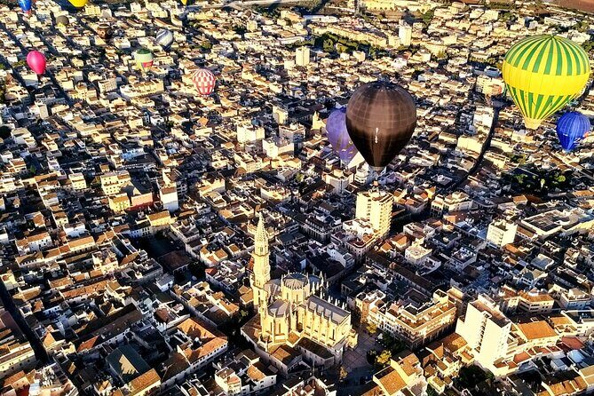 Private Balloon Flight Over Mallorca for Two People - Who Should Consider This Tour?