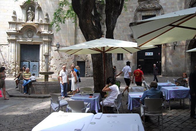 Private Barcelona and Park Güell Tour with hotel Pick-up - The Marvel of La Sagrada Familia