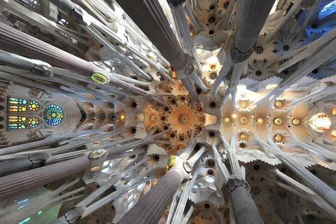 Private Barcelona and Sagrada Familia Tour with Hotel Pick-up - FAQs