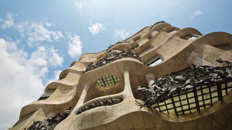 Private Barcelona Modernism and Gaudí Walking Tour - Value for Money