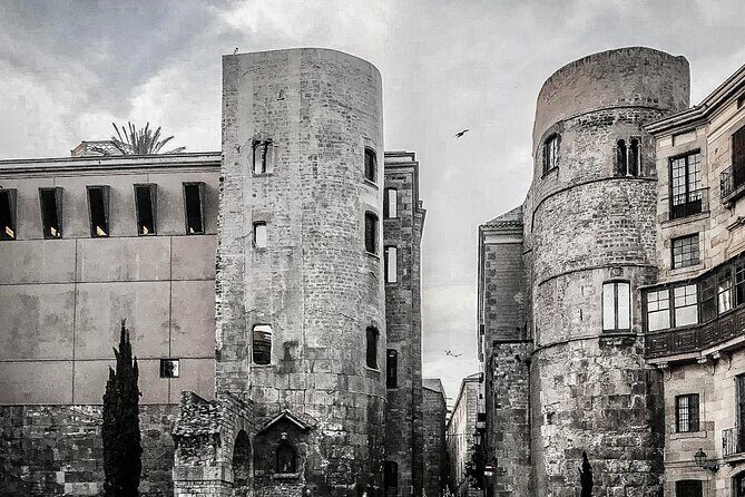 Private Barcelona Old Town Walking Tour: Gothic Quarter & Born - The Stops: What You’ll See and Learn