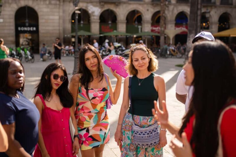 PRIVATE Barcelona Walking Tour: Old Town & 10+ Hidden Gems - Who Is This Tour Best For?