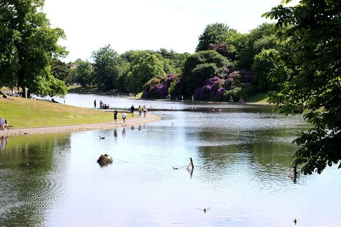 Private Beatles Car Tour, Penny Lane, Strawberry Field & childhood homes - Who Will Love This Tour?