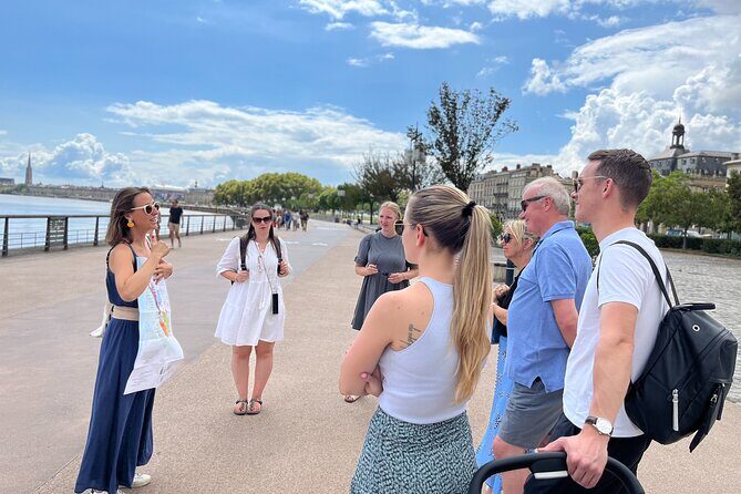 Private - Best of Bordeaux Walking Tour + Glass of Bordeaux Wine - The Experience from the Traveler’s Perspective