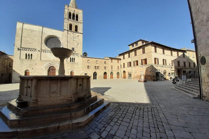 Private Bevagna Walking Tour with official guide - Key Points