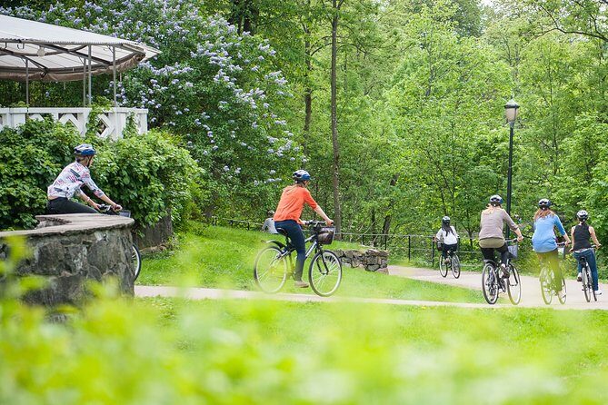 Private Bike Tour (3 hours) - Discovering Oslo on Two Wheels