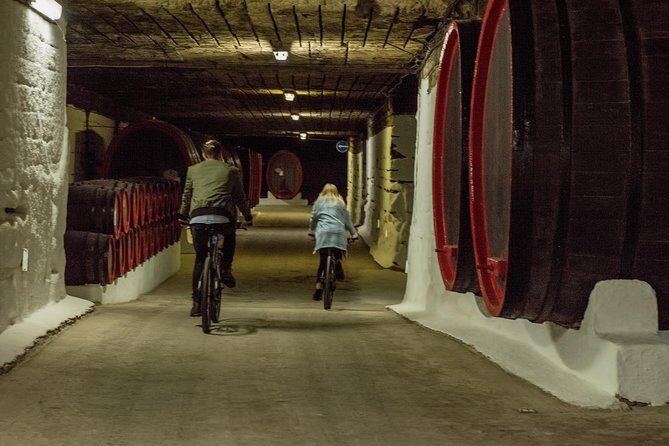 Private Bike Tour to Cricova Winery with wine tasting and lunch - FAQs