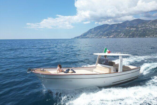Private Boat Tour Along the Amalfi Coast - Setting Off and Timing