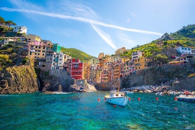 Private Boat Tour Along the Cinque Terre - The Itinerary and Highlights