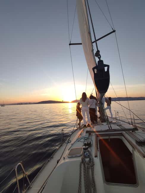 Private boat tour, Barcelona, Badalona, until 9 people. - What Makes This Boat Tour Stand Out?