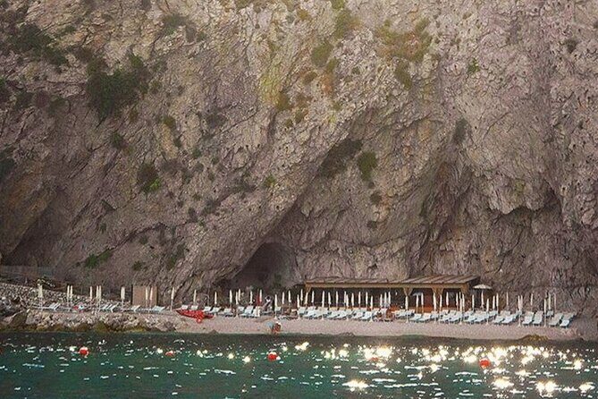 Private boat tour Giardini Naxos Taormina with platter and wine - The Sum Up