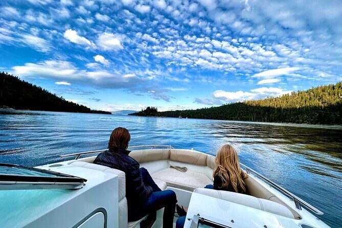Private Boat tour in the White Lightning up to 8 guests - The Stops and Their Charm