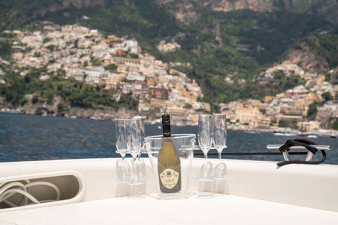 Private Boat Tour of Amalfi Coast with Drinks - Who Should Book This Tour?