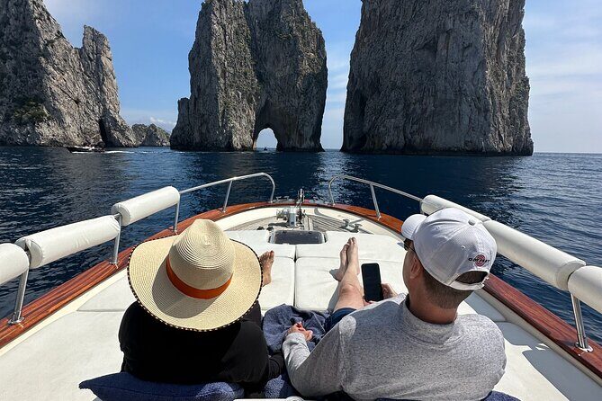 Private Boat Tour of Capri Island - An In-Depth Review of the Capri Private Boat Tour