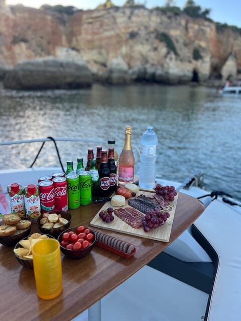 Private boat tour of the Algarve caves - Key Points