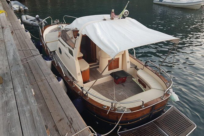 Private boat tour of the island of Capri - FAQ