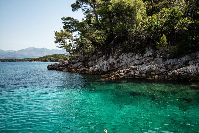 Private Boat Tour to Elafiti Islands - Drinks and food: what’s included and what to expect on lunch