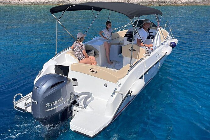 Private Boat Tour To Pakleni Islands and Red Rocks - An In-Depth Look at the Tour Experience