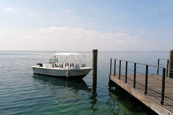 Private boat tour with wine and and food aperitif - Frequently Asked Questions