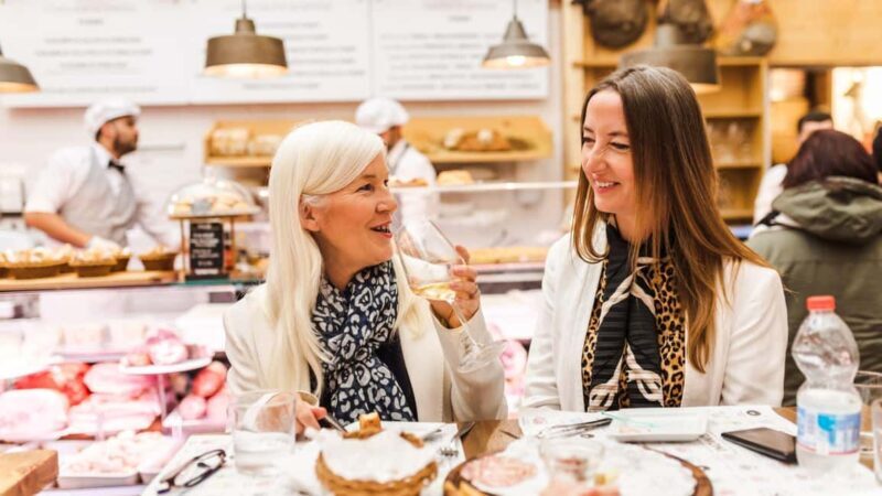 Private Bologna Intro Tour with a Local, Flexible & Custom - Key Points