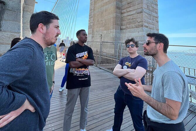 Private Brooklyn Bridge Tour with a Local - Who Is This Tour Best Suited For?