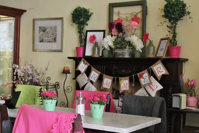 Private Buda Castle Walk with Entry to Matthias Church - Walking Through Scenic Promenades and Palaces