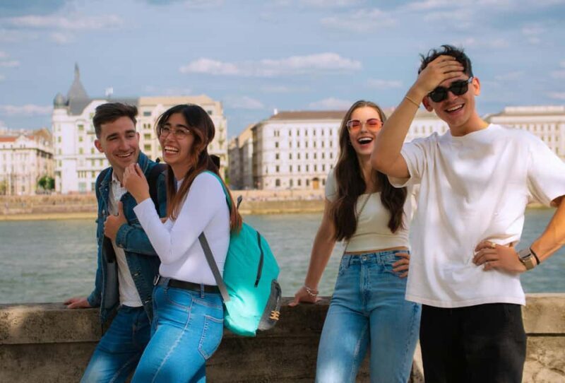 PRIVATE Budapest by Nights: GUIDED tour whit WINE tasting - What’s Included & What’s Not?