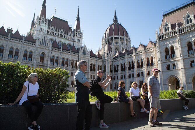 Private Budapest Walking Tour with Cake & Coffee - Is This Tour Right for You?