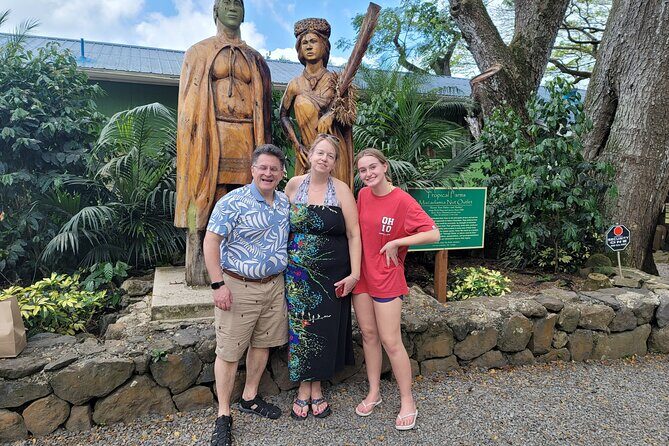 Private: Byodo-in Temple with Discounted Waimea Botanical Garden - Transportation & Comfort