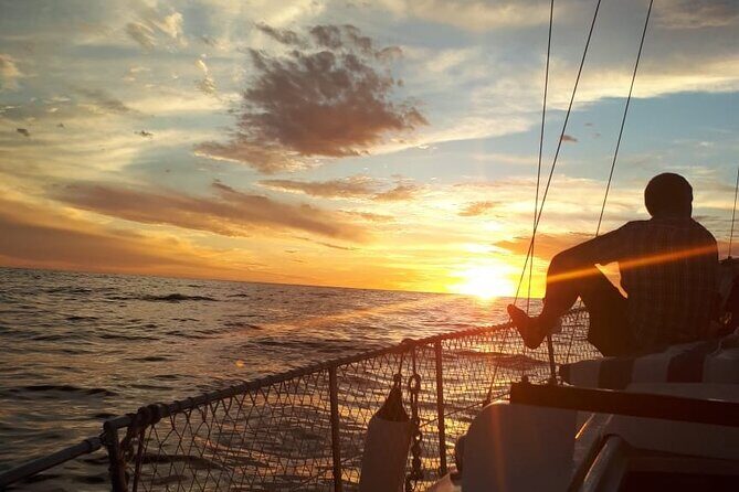 Private Cabo San Lucas Sunset Cruise - FAQs