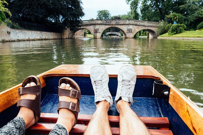 Private | Cambridge University Punting Tour - The Sum Up