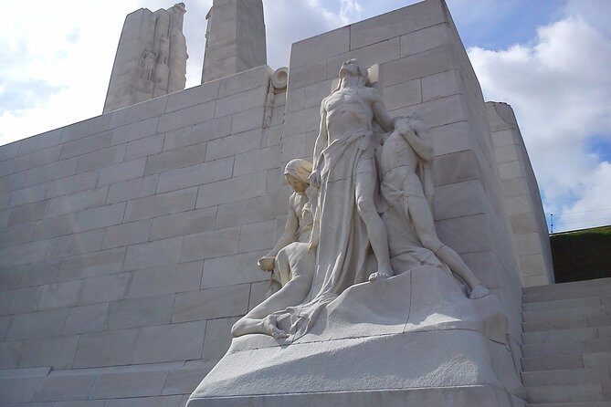 Private Canadian WW1 Vimy & Somme Battlefield Tour from Arras or Lille - The Experience: An In-Depth Look at the Tour Itinerary
