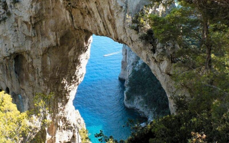 Private Capri Excursion by boat from Sorrento - Key Points