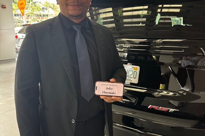 Private Car and Limousine Transportation in Miami - Who Is This Service Best For?