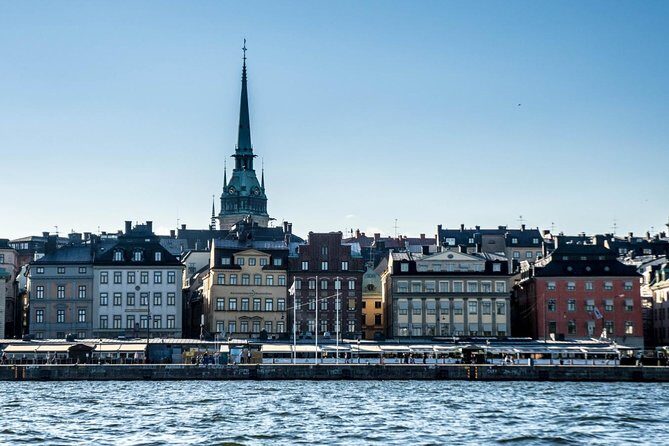 Private Car Tour of Stockholm with a Live guide, including the Vasa museum. - Key Points