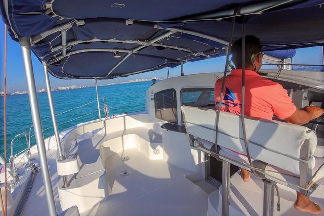 Private Catamaran from Cancun to Isla Mujeres | For up to 30 pepl - The Experience on the Water