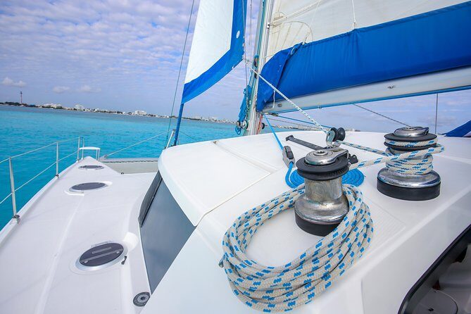 Private Catamaran from Cancun to Isla Mujeres | For up to 30 pp - Key Points