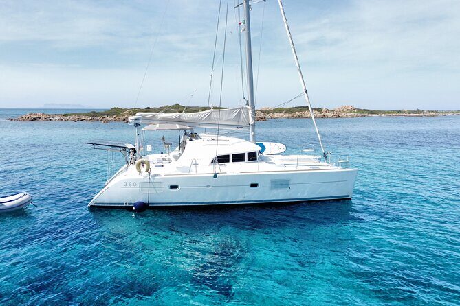 Private catamaran sailing trip around La Caletta -Berchida - Sardinia - FAQs
