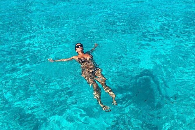 Private Catamaran to Isla Mujeres & Open Bar - What’s Included and What’s Not