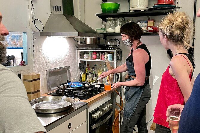 Private Cava Sabrage and Paella Class in Barcelona - Pricing and Value