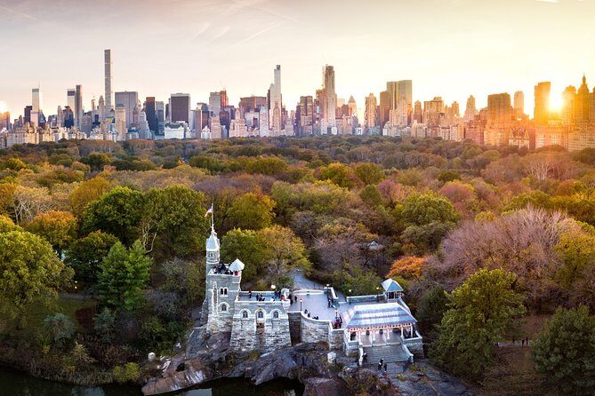 Private Central Park Walking Guided Tour - Detailed Breakdown of the Itinerary