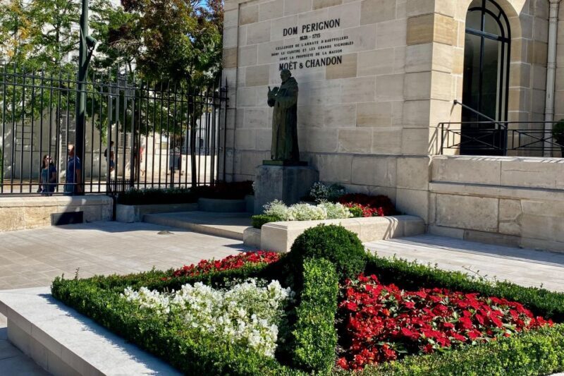 Private Champagne Moet Chandon, Pommery, Pressoria Day trip - Who is this tour best suited for?