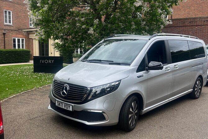 Private Chauffeured Tour to Hever Castle from London - Key Points