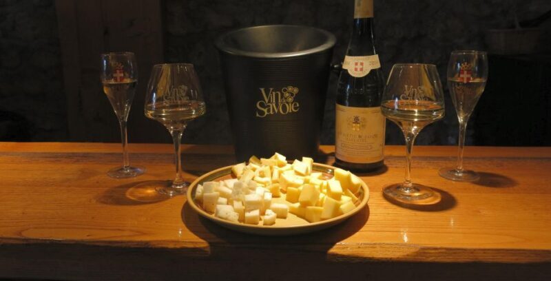 Private Cheeses and wines tasting - Learning and Tasting Skills