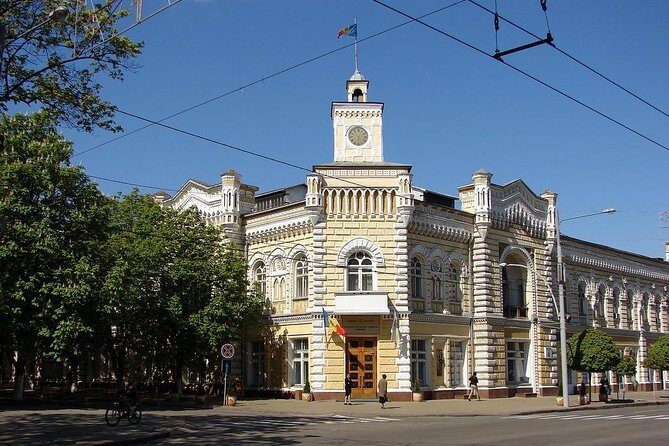 Private Cherry Liqueur Tour from Chisinau - FAQs